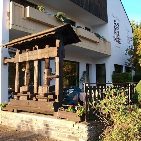 Weinhaus Liesertal Maring-Noviand