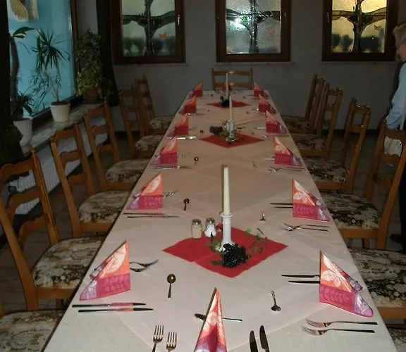 فندق Weinhaus Liesertal مارينغ - نوفياند