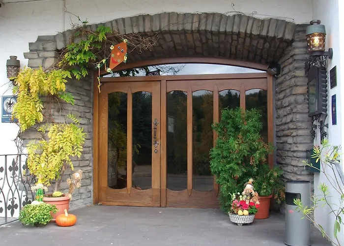 Weinhaus Liesertal 매링노비안드